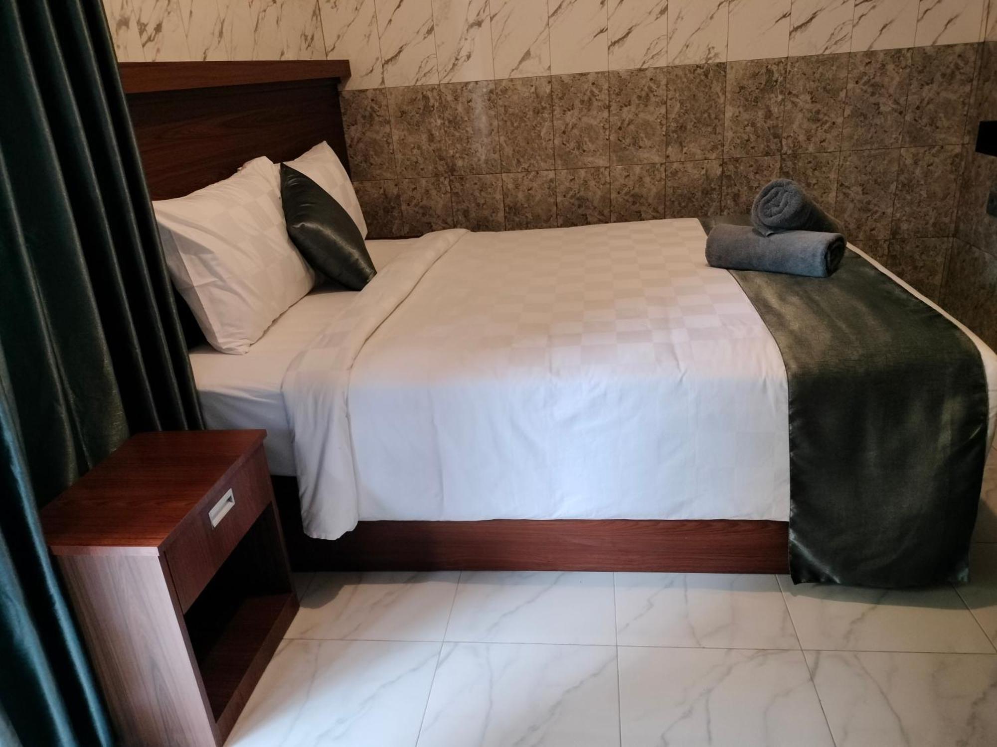 Hotel Tirtasuci House Kuta Lombok Exterior foto